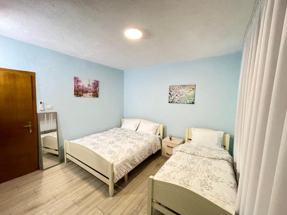 Shkodra Guest House & Trips Exterior photo