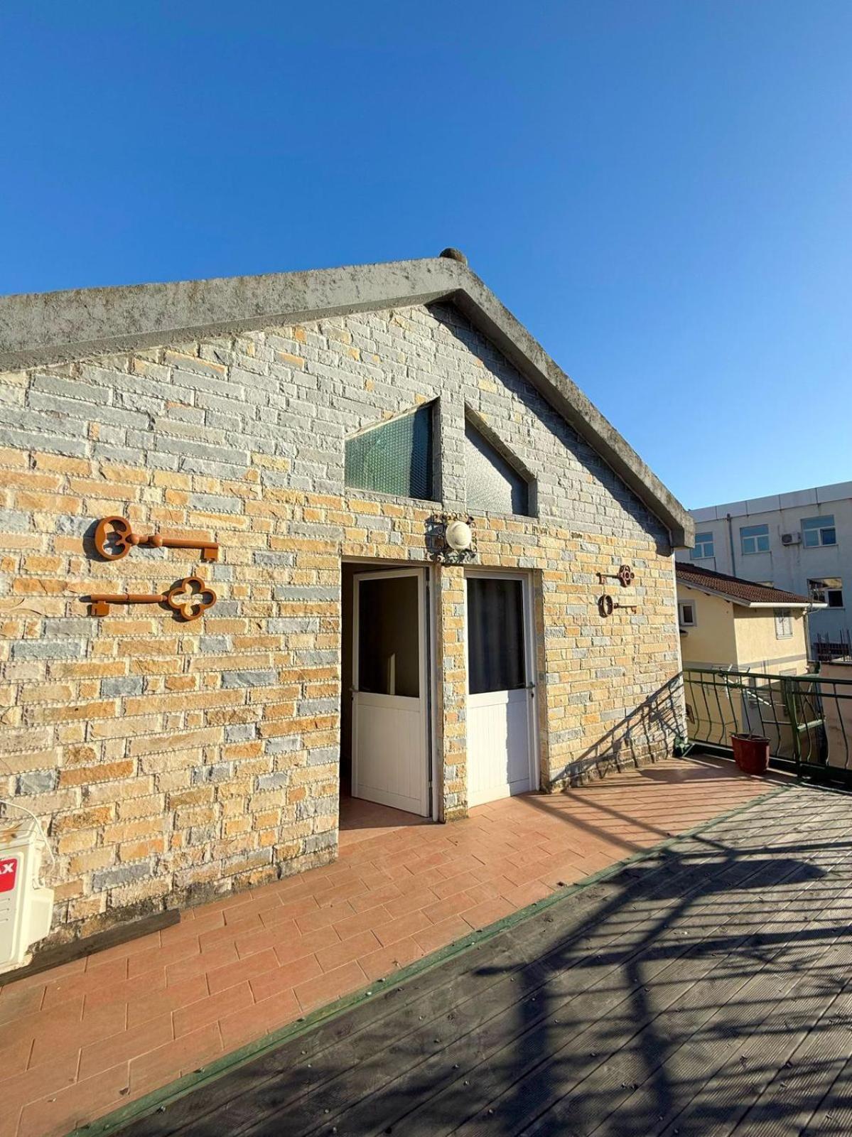Shkodra Guest House & Trips Exterior photo