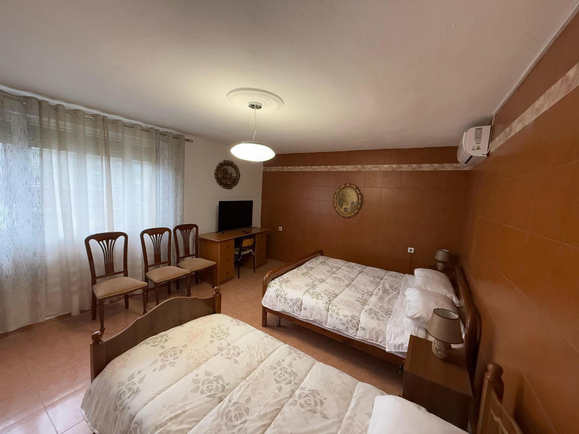 Shkodra Guest House & Trips Exterior photo